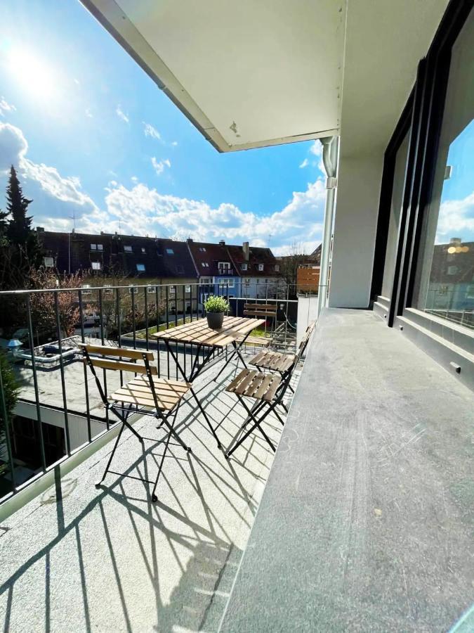 Cozy Apartment With Kitchen + Balcony New! Essen Eksteriør bilde