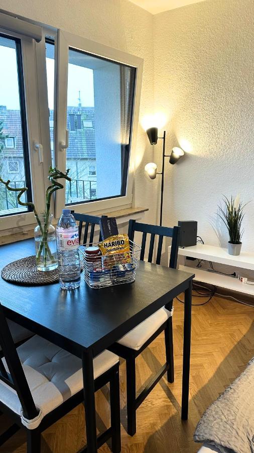 Cozy Apartment With Kitchen + Balcony New! Essen Eksteriør bilde
